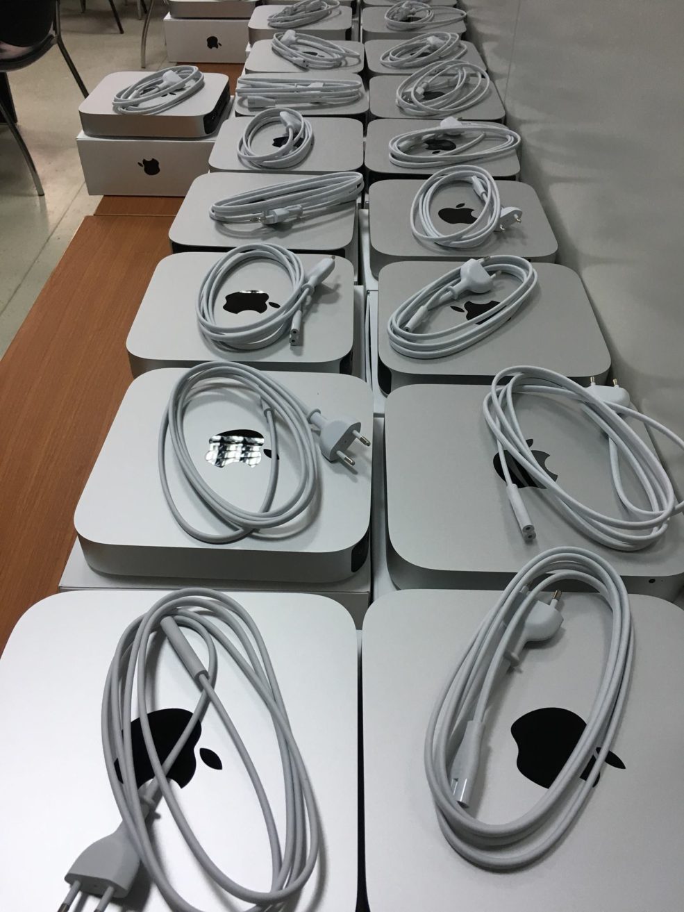 24macmini-NEMECULAB-dmc-ionio